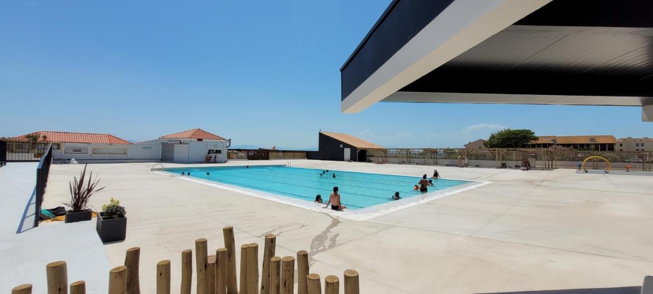 Bel Appartement Vue Sur Le Lac Marin Avec Piscine Le Barcares Exterior photo