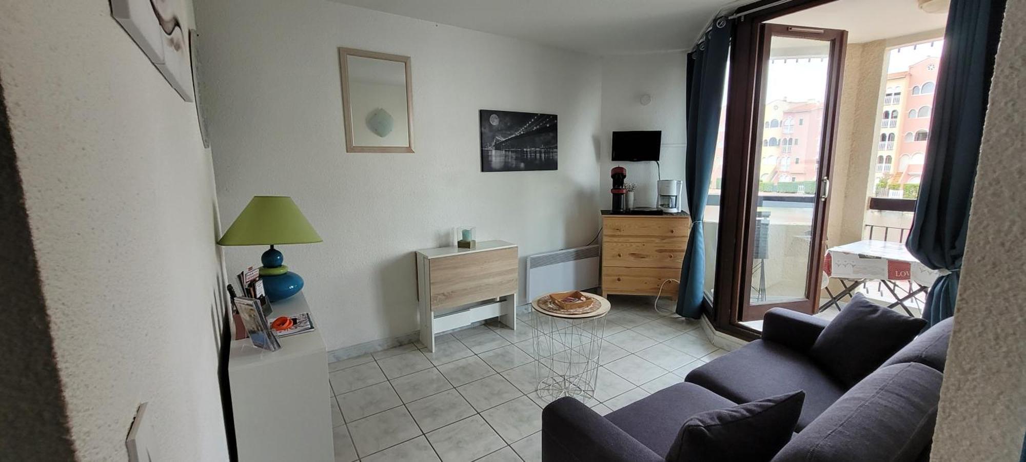 Bel Appartement Vue Sur Le Lac Marin Avec Piscine Le Barcares Room photo